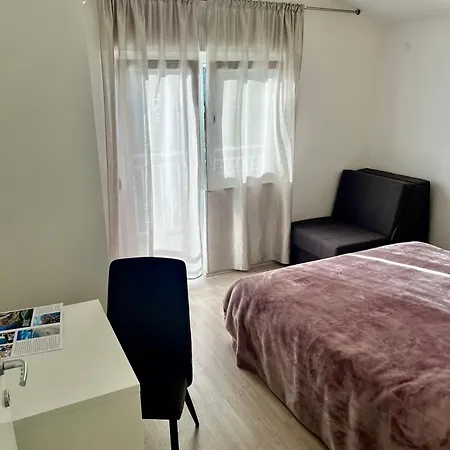Deluxe Antonio Apartment Duce